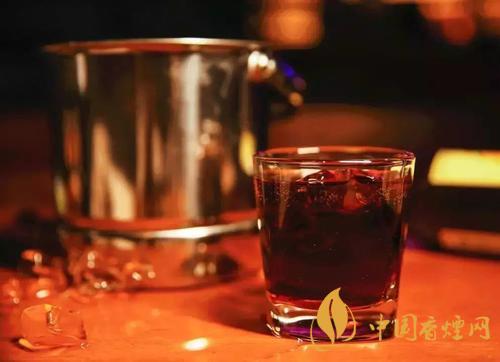 可樂桶是什么酒 非?；鸨目蓸吠罢{(diào)配方法介紹