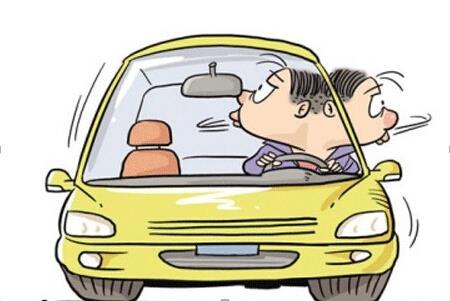 開車抽煙扣分嗎，2018年開車抽煙如何處罰