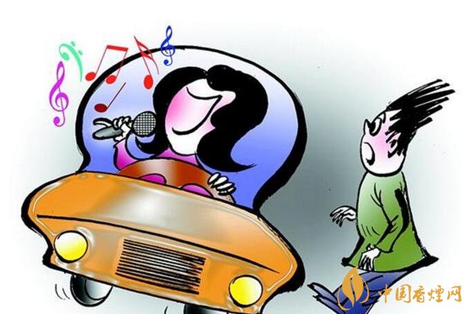 開車抽煙扣分嗎，2018年開車抽煙如何處罰