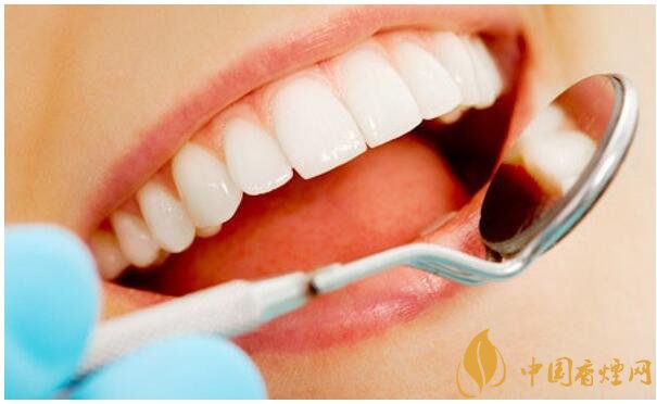 抽煙牙齒黃怎么變白，快速去除煙漬小妙招