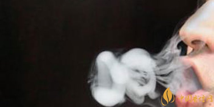 抽煙怎么吐煙圈，吐煙圈是種藝術(shù)