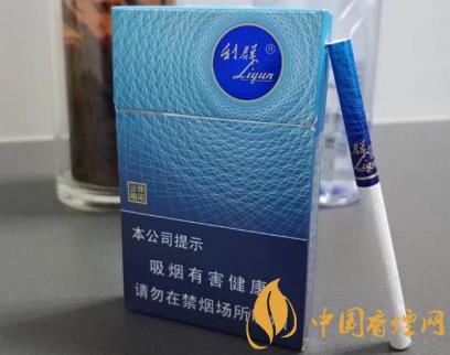 利群休閑系第一款細(xì)支高價煙僅僅是官方報價就達(dá)到了100元一包！